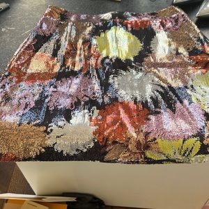 Zara sequined mini w/floral design. Size M
